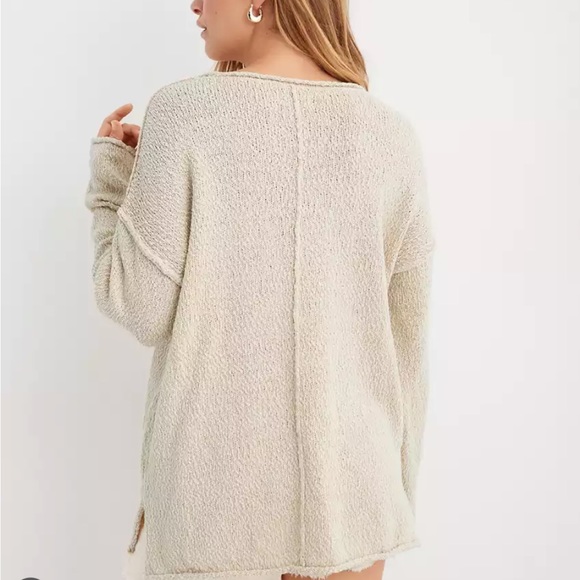 ISO of Aerie Voop Oversized Sweater in Soft Oat!! 🌾 - Picture 4 of 5